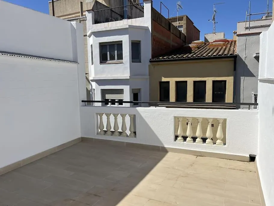 דירה רוזס Moderno Apartamento Con Terraza En La Azotea ספרד